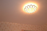 主卧室的灯
